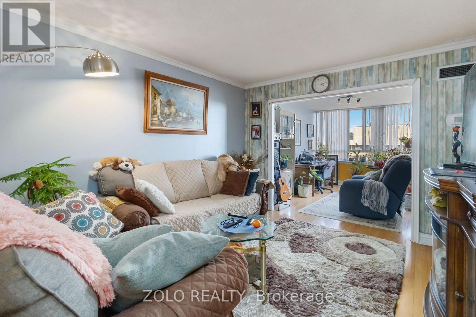 Property at 1601 - 5 LISA STREET image 5