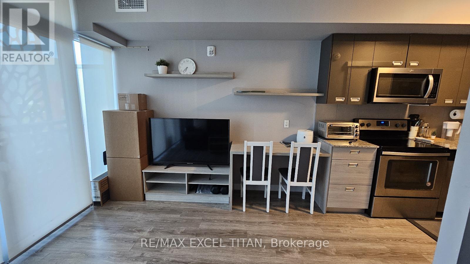 620 - 250 Albert Street, Waterloo, Ontario  N2L 3T6 - Photo 5 - X12034443