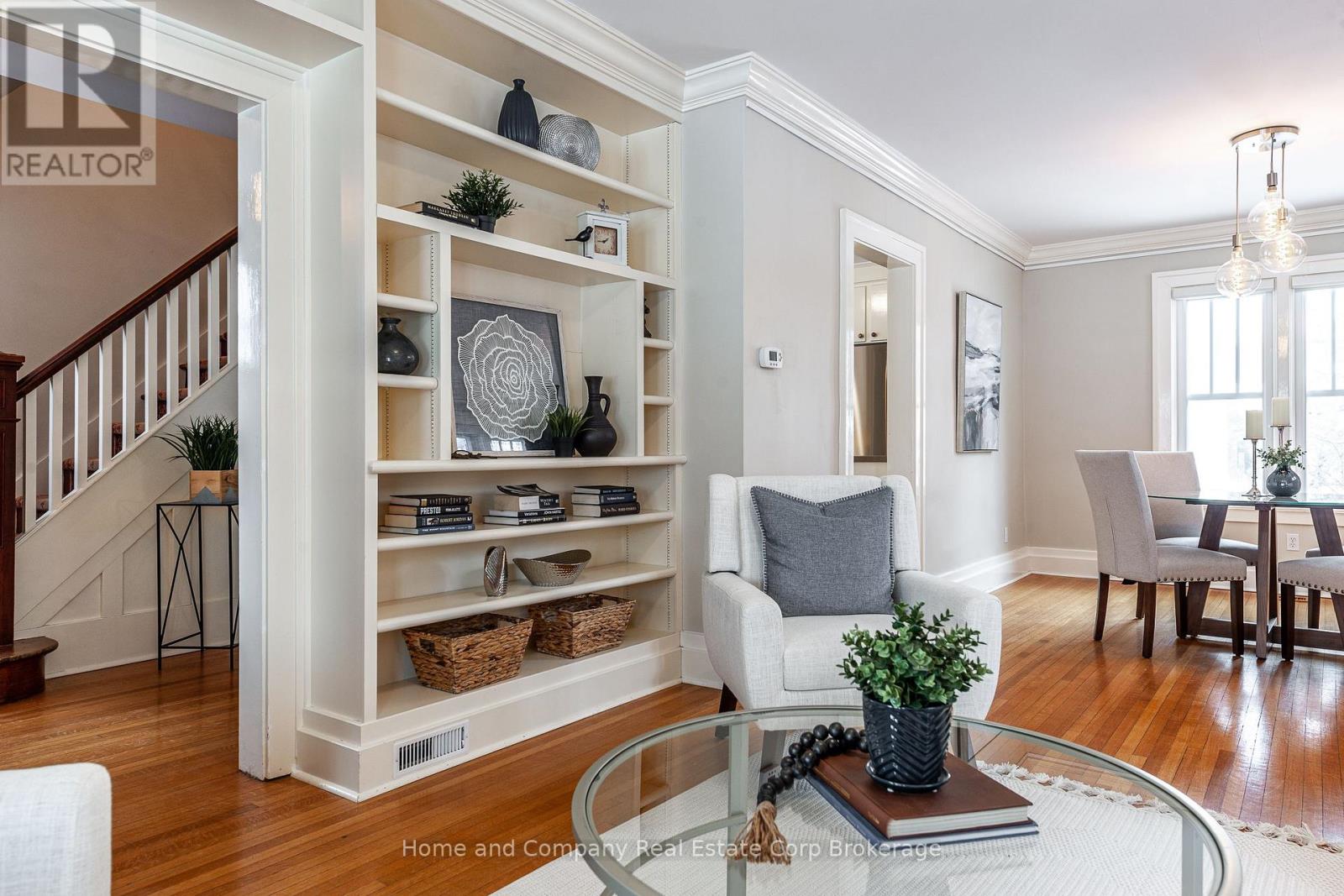 Property at 211 DOUGLAS STREET image 5