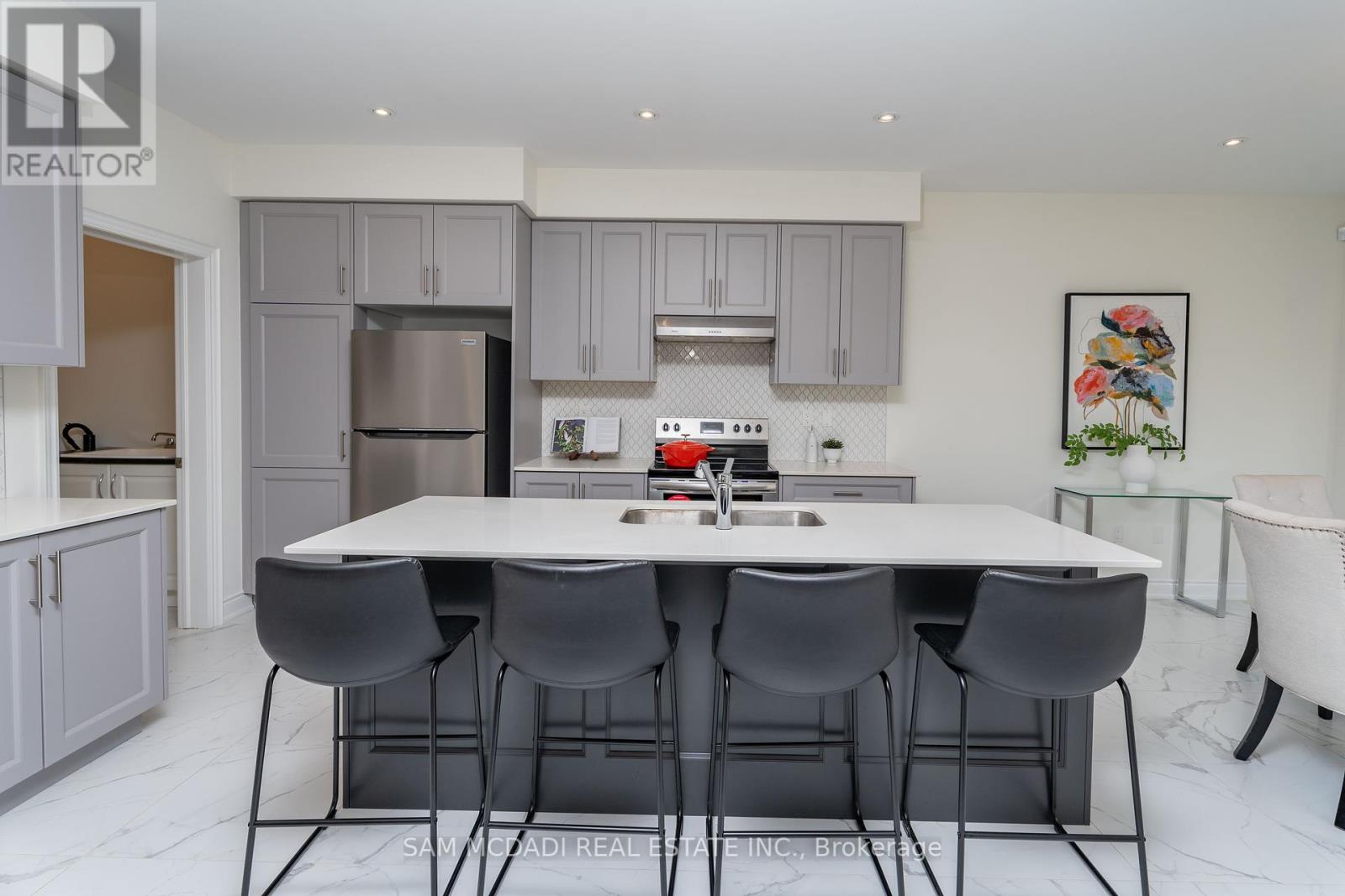 56 Workgreen Park Way, Brampton, Ontario  L6Y 0E4 - Photo 8 - W12034540