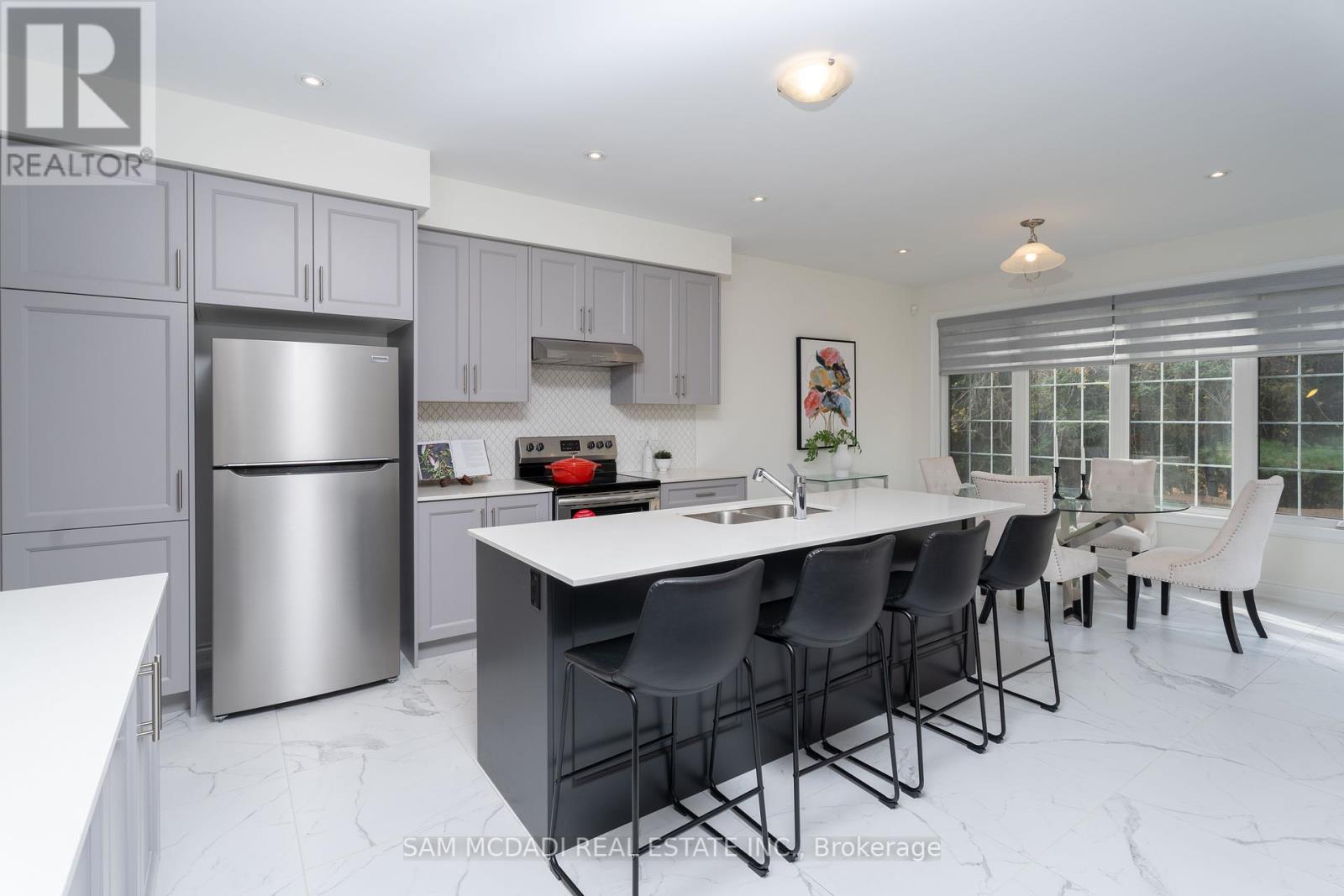 56 Workgreen Park Way, Brampton, Ontario  L6Y 0E4 - Photo 9 - W12034540
