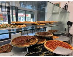 903 QUEEN STREET E, Toronto, Ontario
