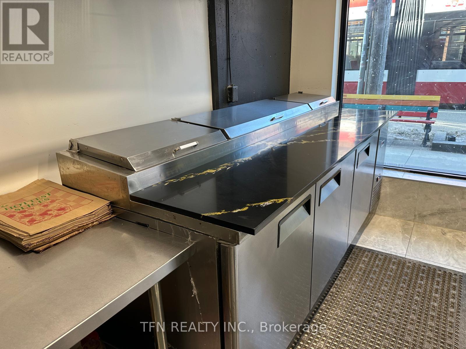 903 Queen Street E, Toronto, Ontario  M4M 1J4 - Photo 11 - E12010476