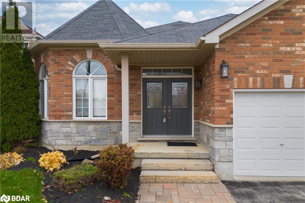 15 Prince William Way, Barrie, Ontario  L4N 0Y9 - Photo 3 - 40709035