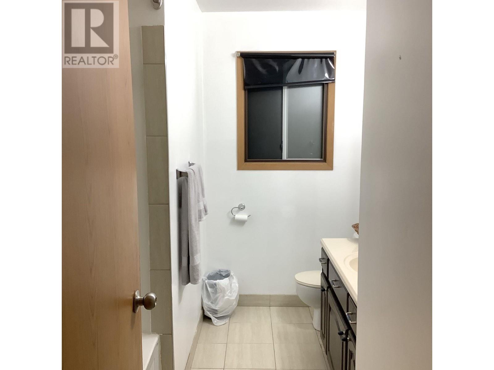 5731 Gairdner Crescent, Fort Nelson, British Columbia  V0C 1R0 - Photo 10 - R2980317