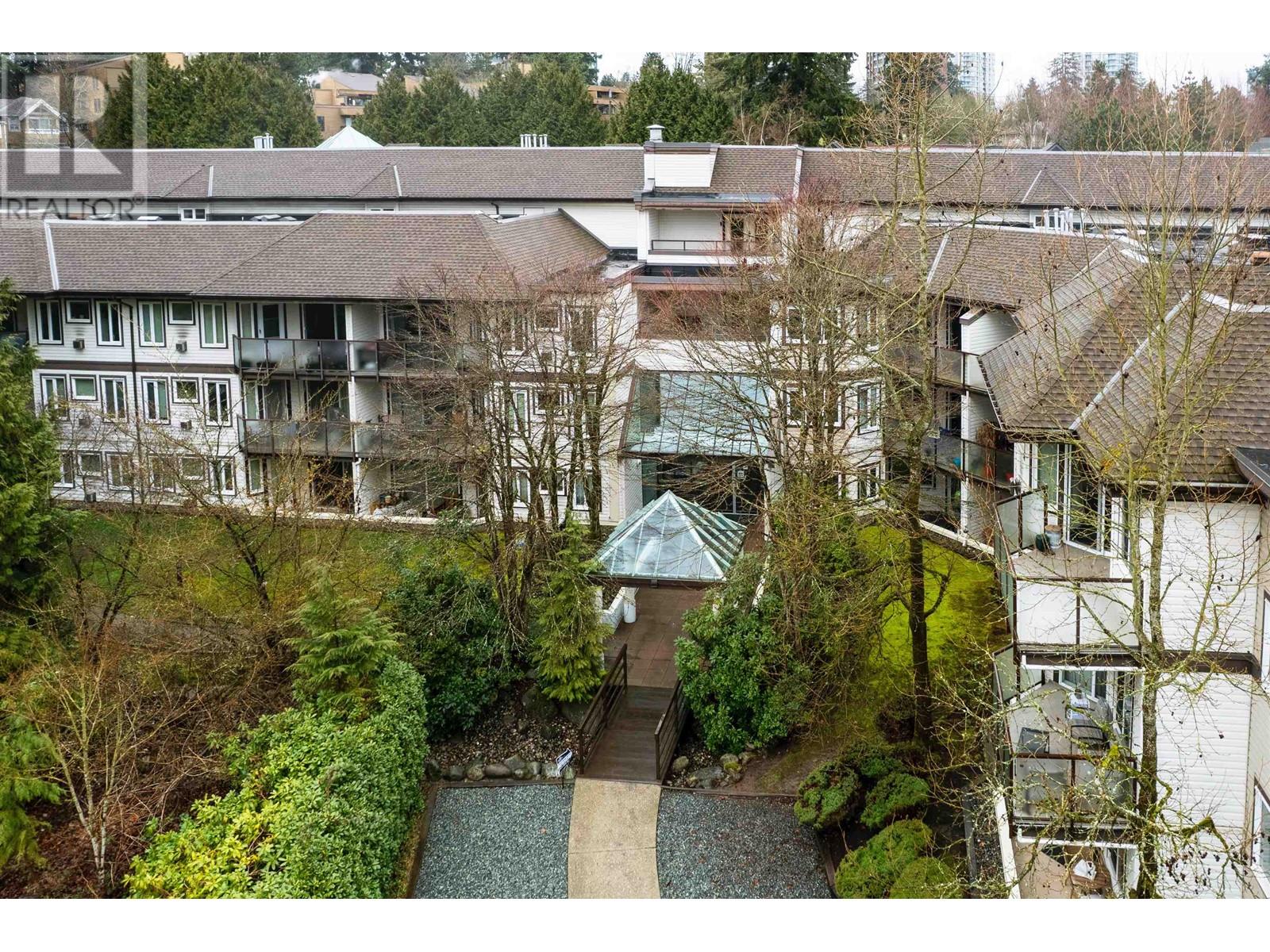 301 7139 18 AVENUE, Burnaby