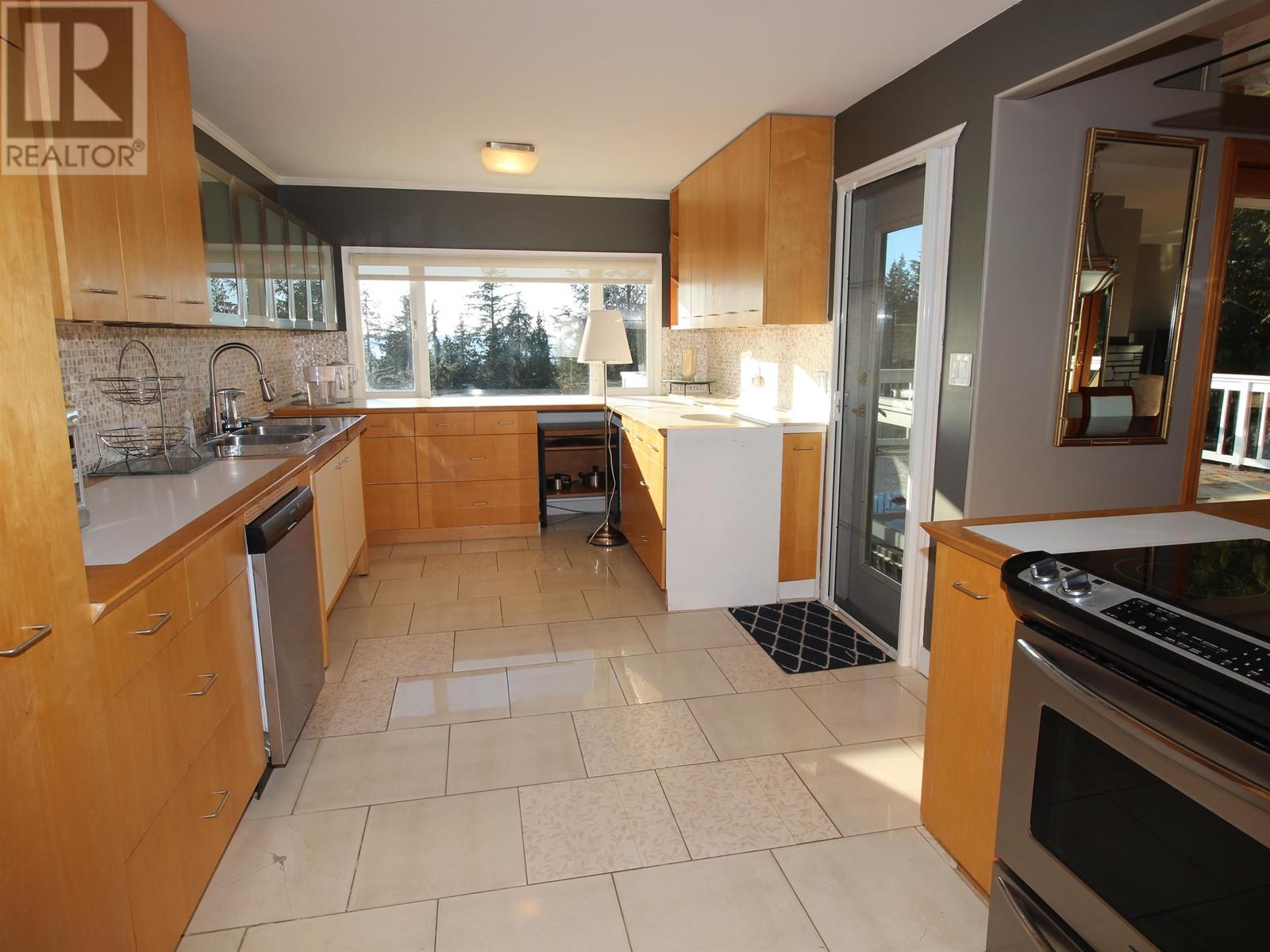 1249 Nepal Crescent, West Vancouver, British Columbia  V7T 2H4 - Photo 16 - R2980665