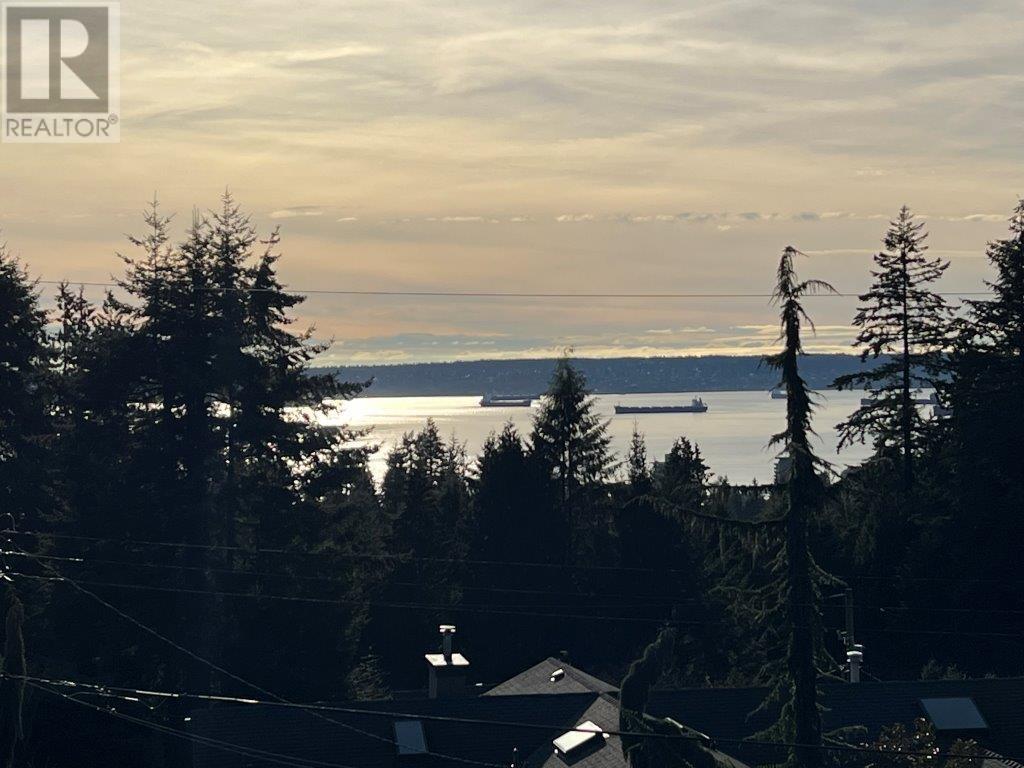 1249 Nepal Crescent, West Vancouver, British Columbia  V7T 2H4 - Photo 26 - R2980665