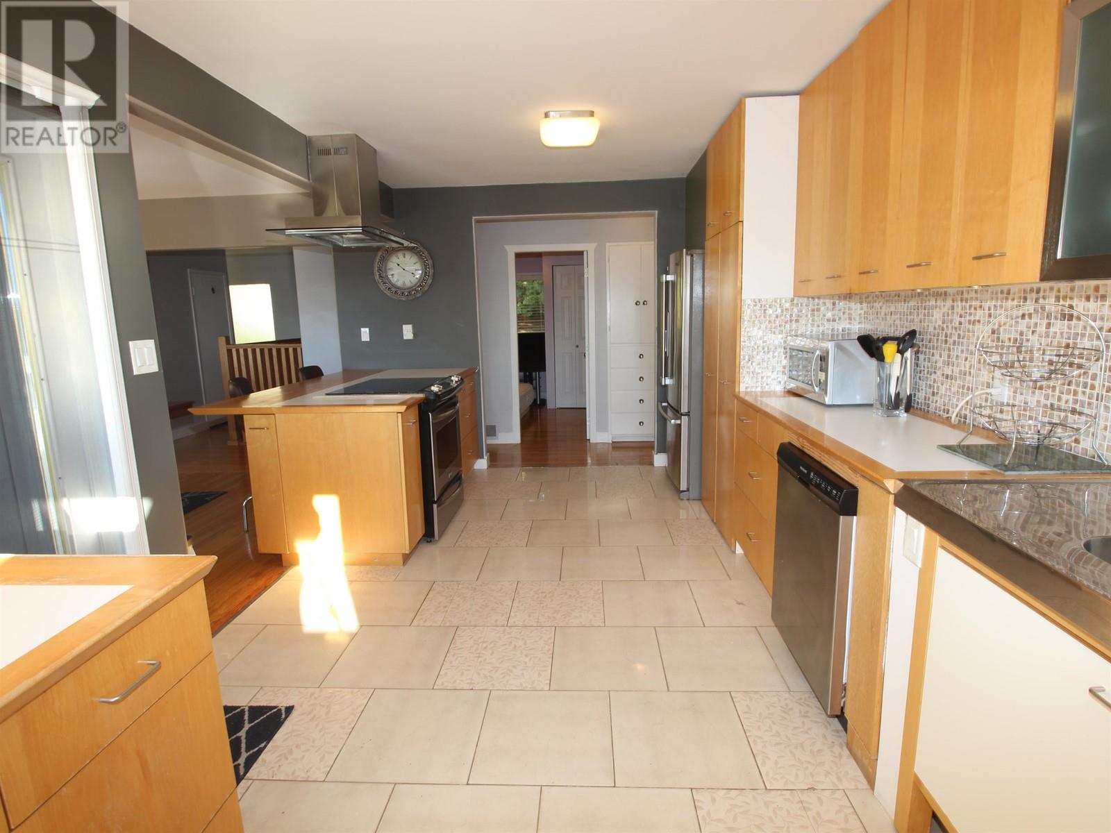 1249 Nepal Crescent, West Vancouver, British Columbia  V7T 2H4 - Photo 9 - R2980665