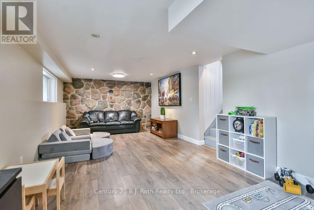 19 Lakeview Drive, Oro-Medonte, Ontario  L3V 0R3 - Photo 34 - S12034633