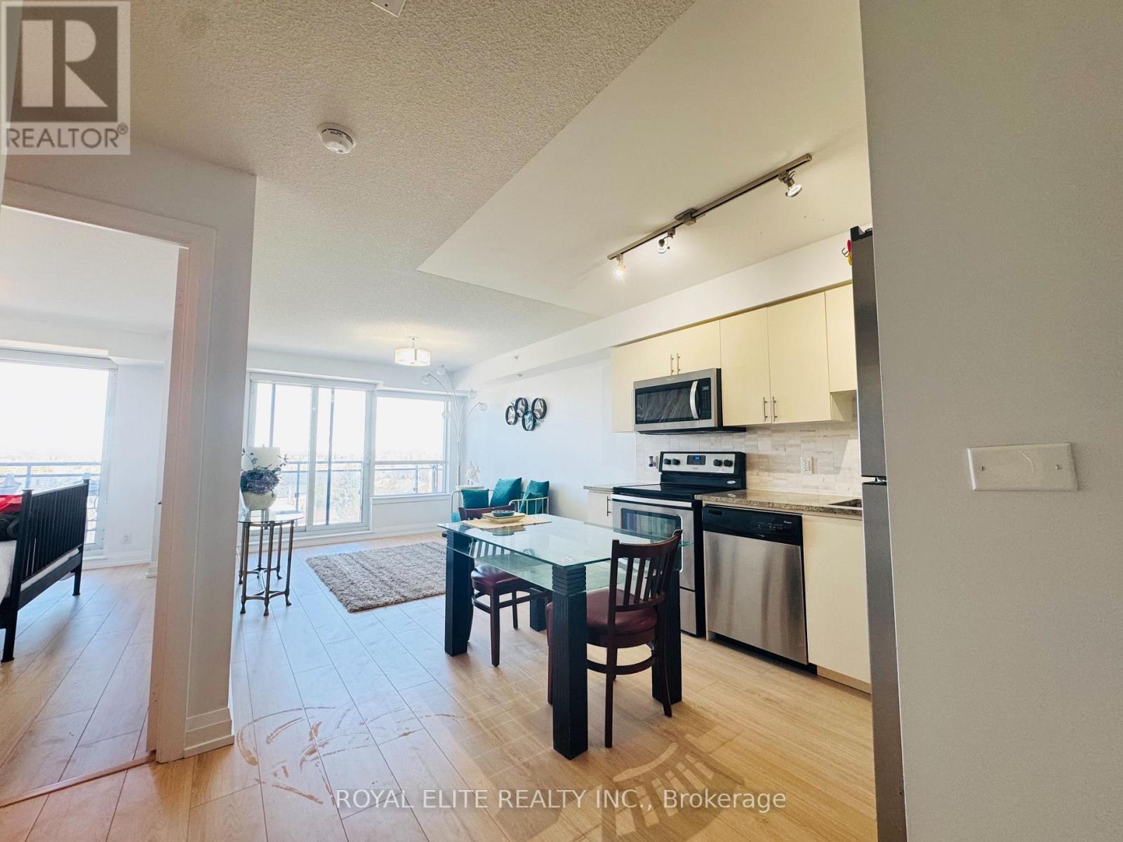 Property at 822 - 370 HIGHTWAY 7 E image 2