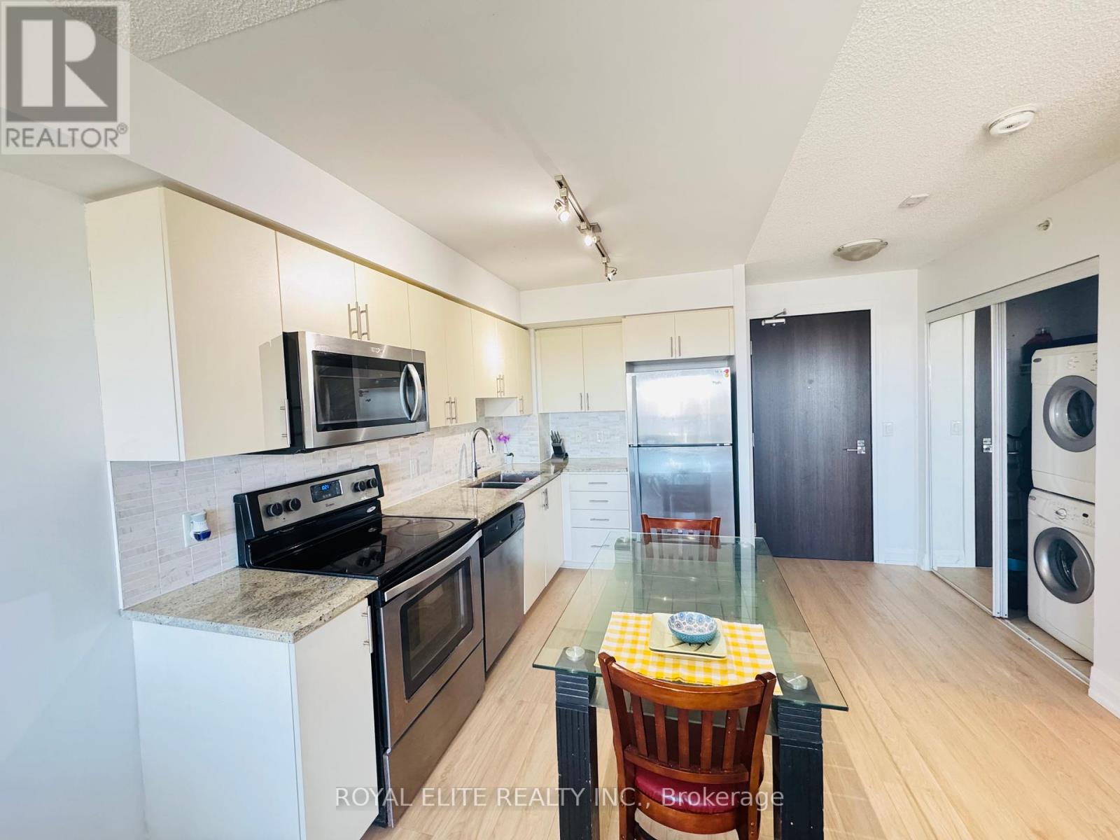 Property at 822 - 370 HIGHTWAY 7 E image 5