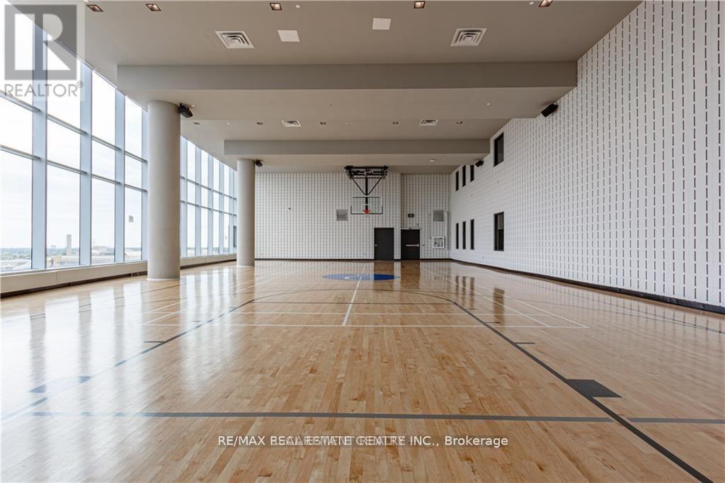 403 - 2520 Eglinton Avenue W, Mississauga, Ontario  L5M 0Y4 - Photo 3 - W12034590