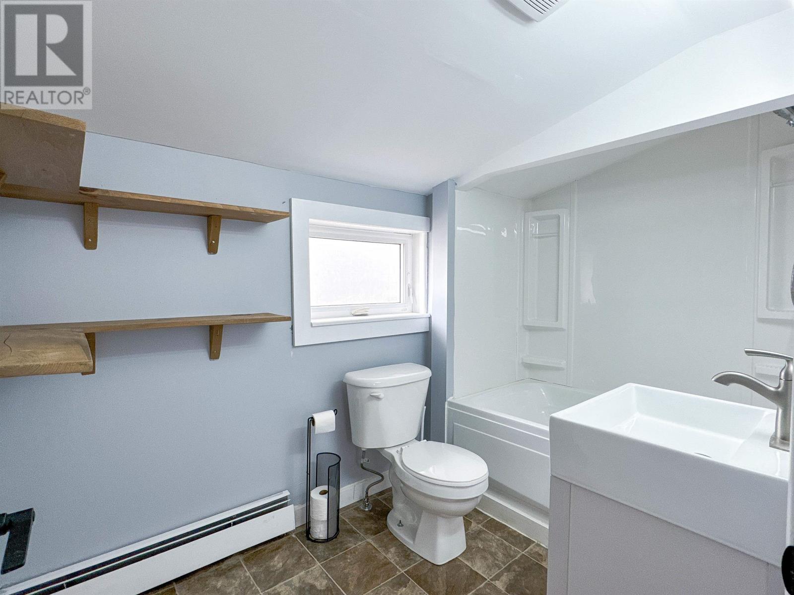 61 Bayview Drive, Summerside, Prince Edward Island  C1N 3Z9 - Photo 15 - 202505535