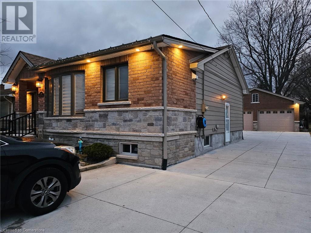 Property at 4182 WILLIAM Street image 4