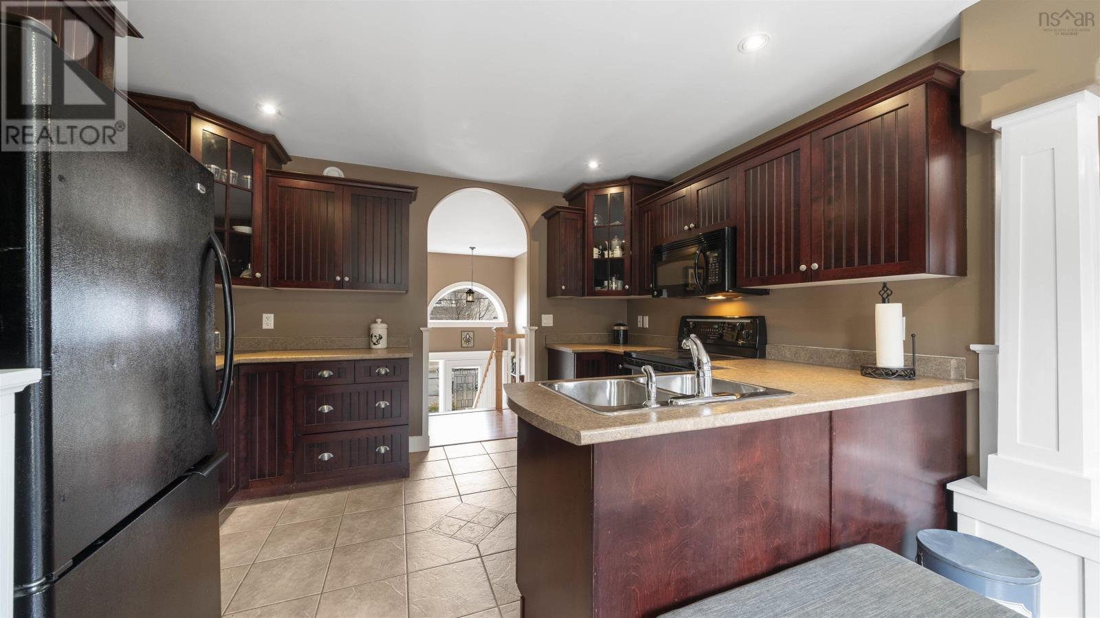 824 Basinview Drive, Bedford, Nova Scotia  B4A 3N4 - Photo 11 - 202505529