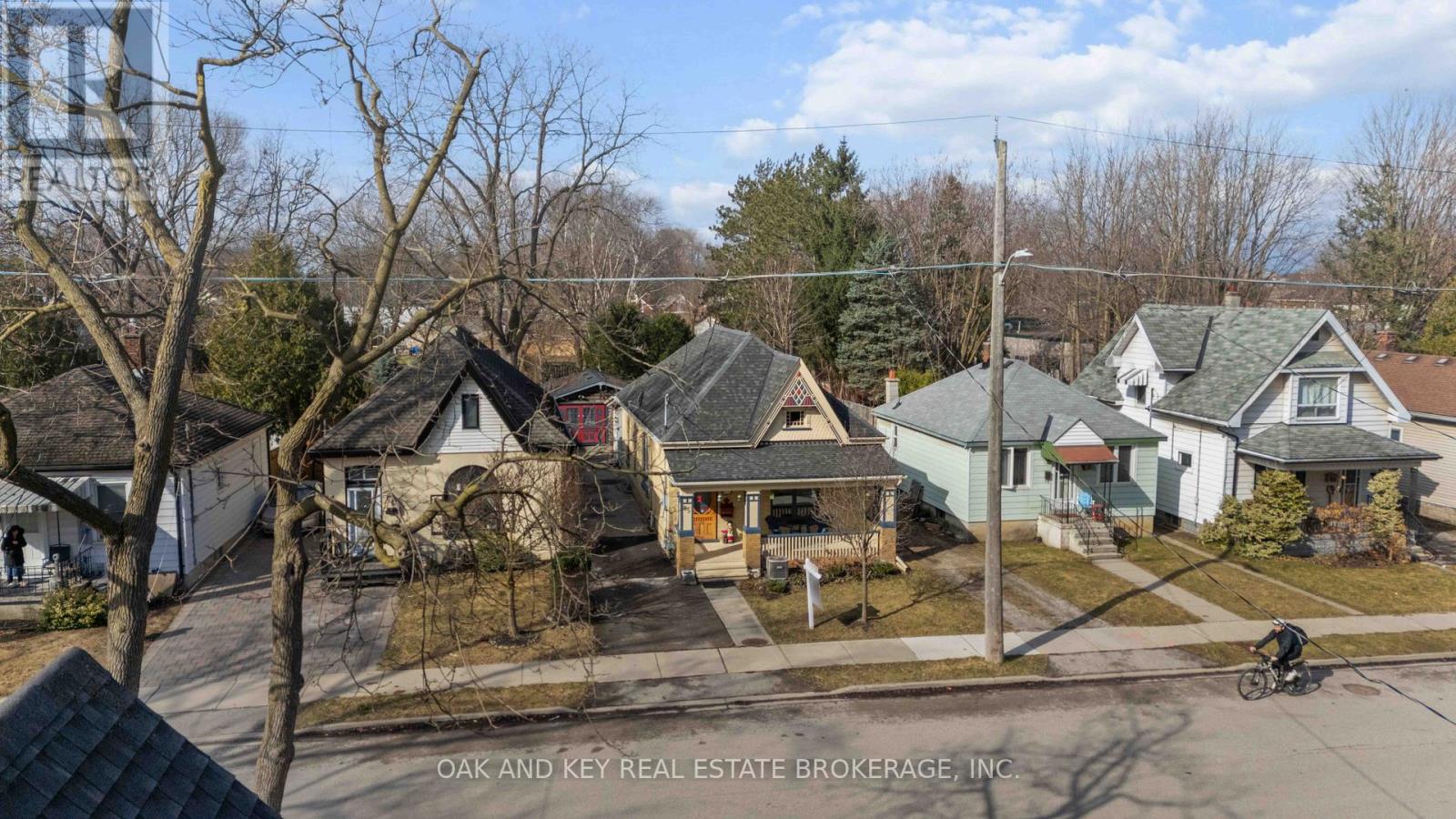 Photo 45 of 50 for 85 Oak Street