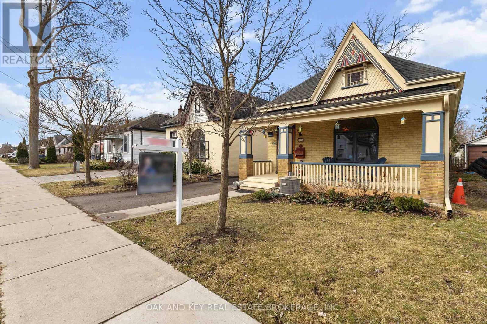 Photo 6 of 50 for 85 Oak Street