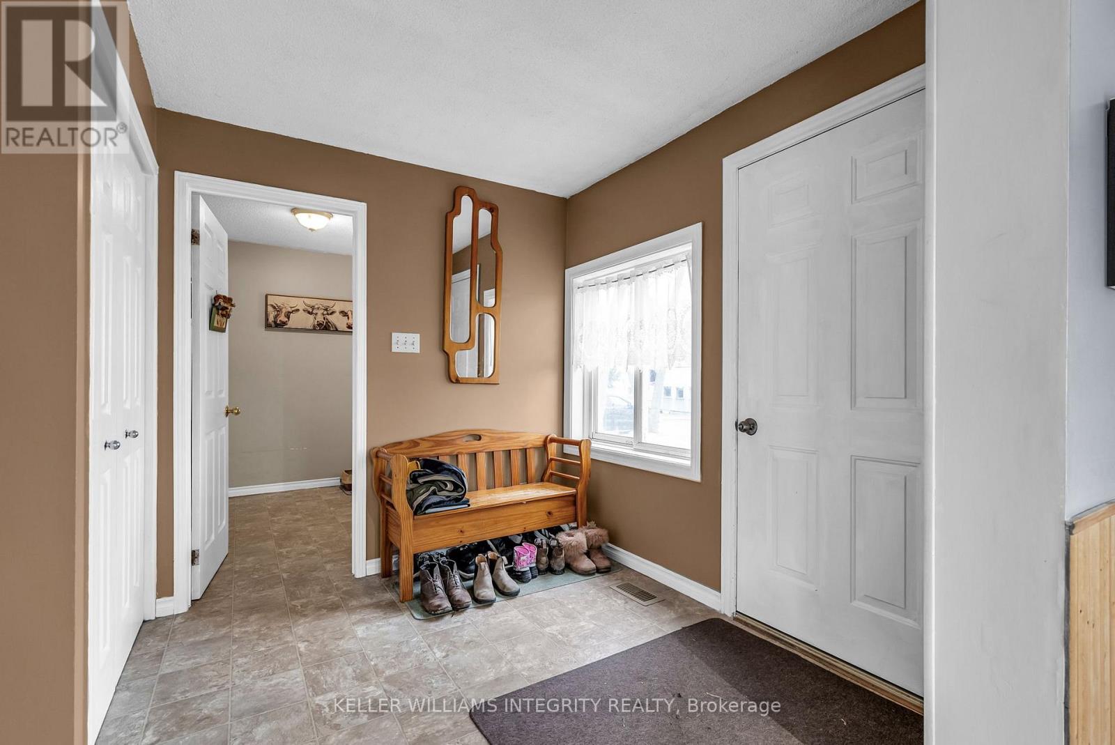 16172 Rush City Road, North Stormont, Ontario  K0C 1V0 - Photo 3 - X12021689