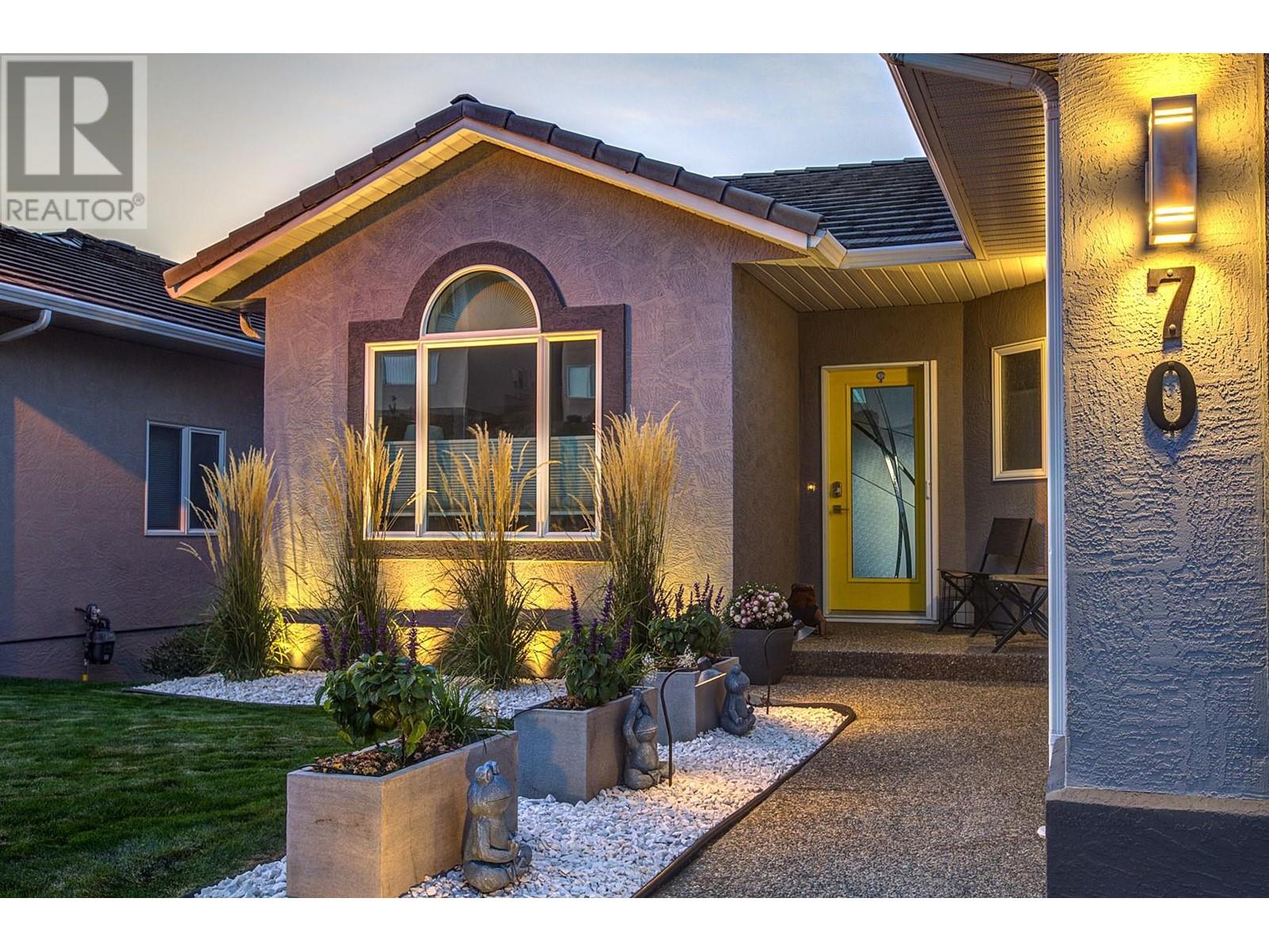 Property at 124 Sarsons Road Unit# 70 image 2