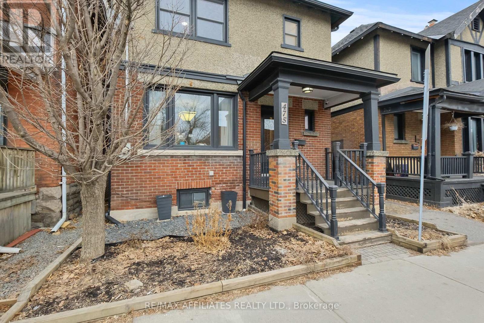 Property at 475 KENT STREET image 2