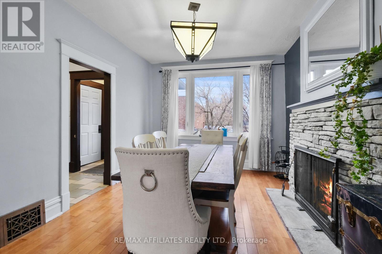 Property at 475 KENT STREET image 5