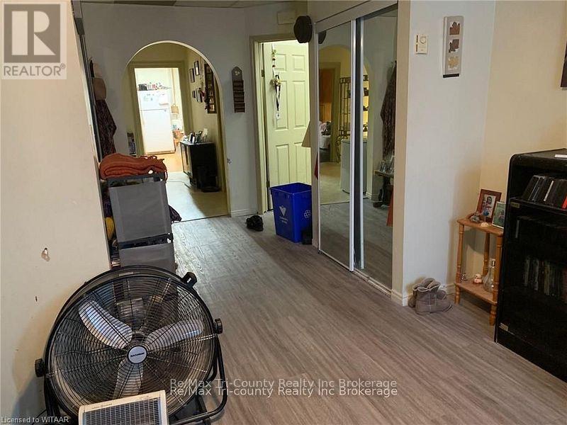 92 Broadway Street, Tillsonburg, Ontario  N4G 3P6 - Photo 8 - X12034771