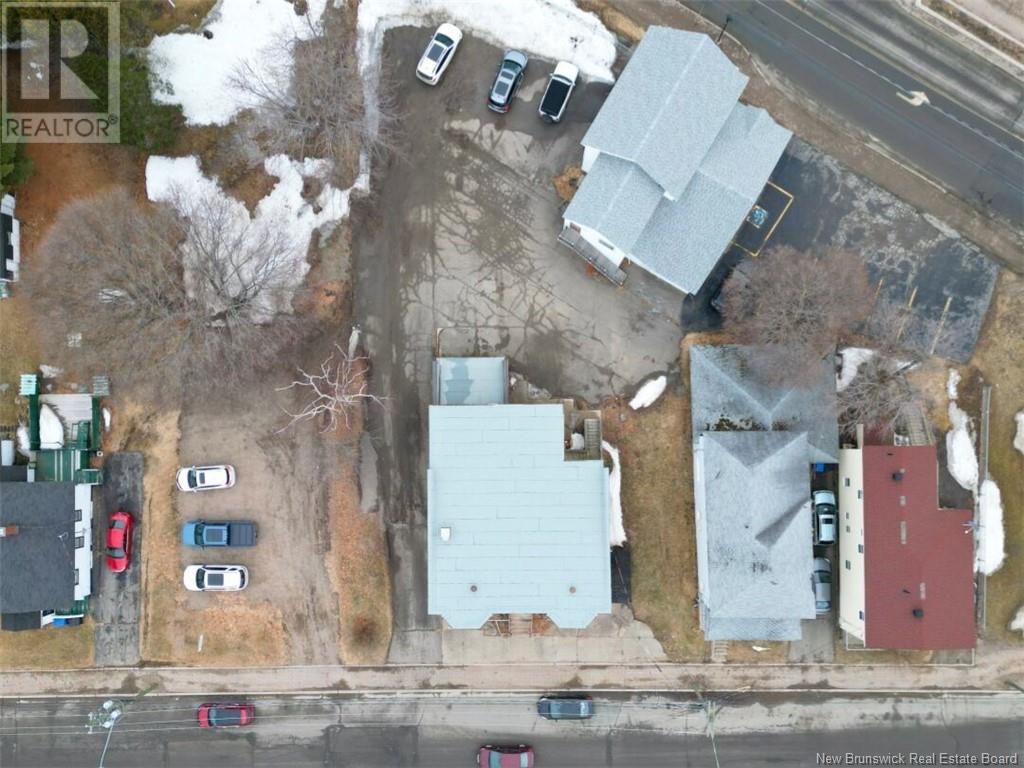 281 St George, Bathurst, New Brunswick  E2A 1B8 - Photo 4 - NB114475