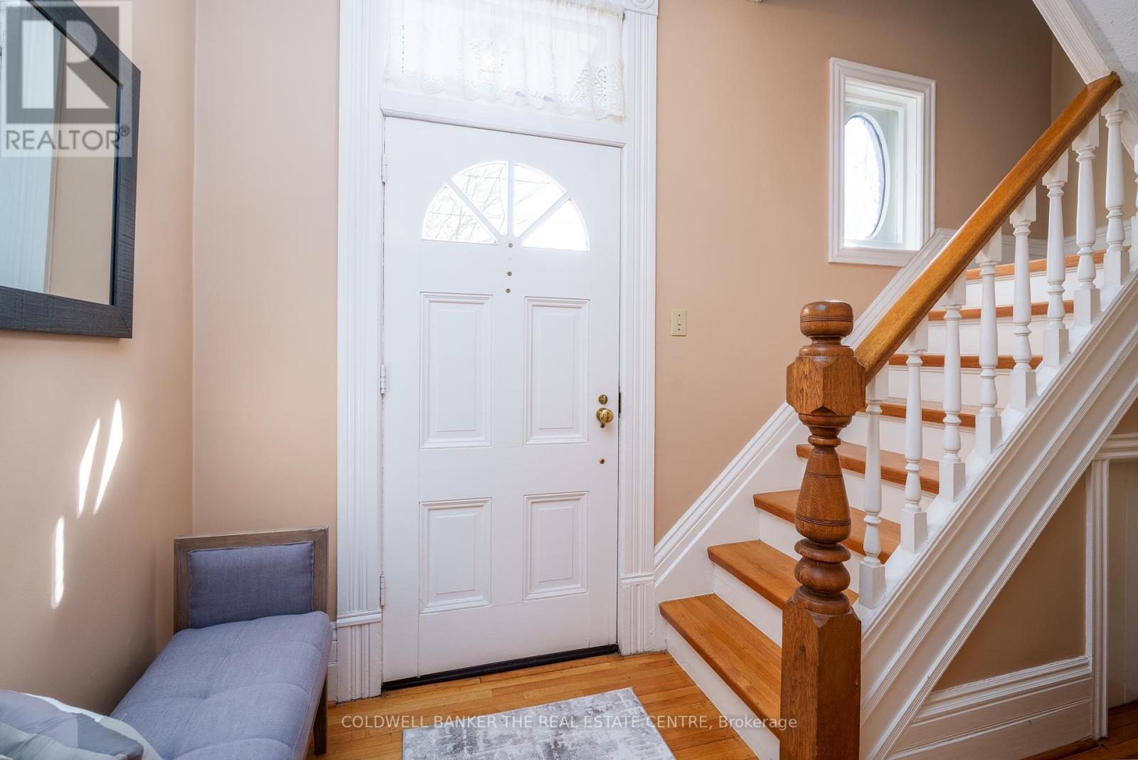 Property at 102 WELLINGTON STREET E image 5