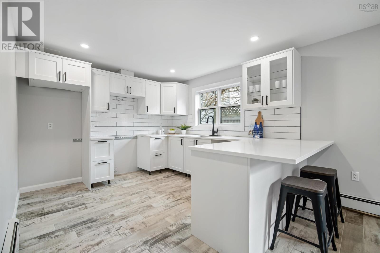 6268 Liverpool Street, Halifax, Nova Scotia  B3L 1X8 - Photo 5 - 202505528