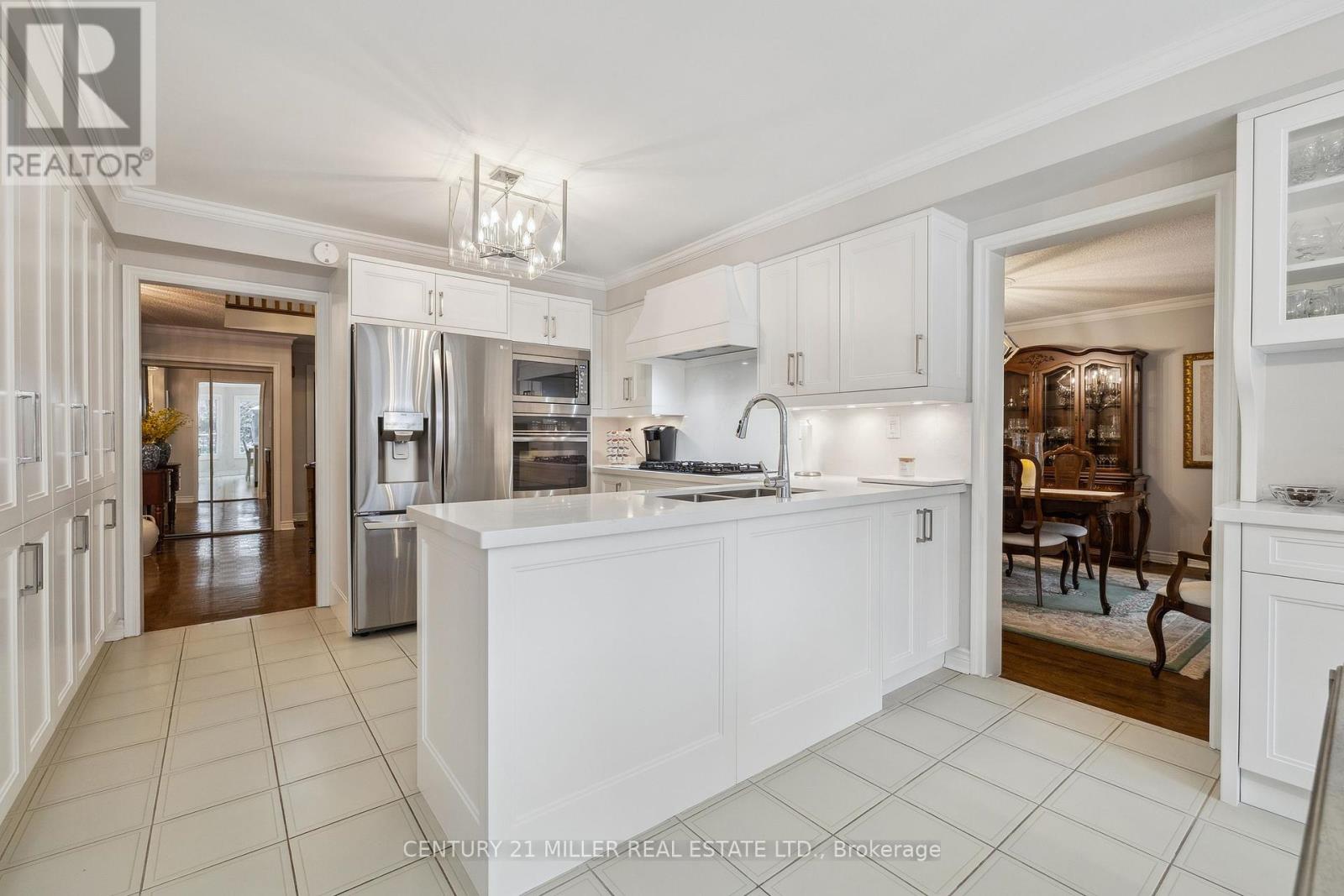 4665 Beaufort Terrace, Mississauga (Central Erin Mills), Ontario  L5M 3J1 - Photo 8 - W12034752