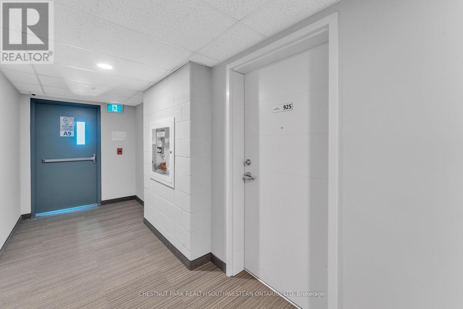 Property at 925 - 652 PRINCESS STREET image 5