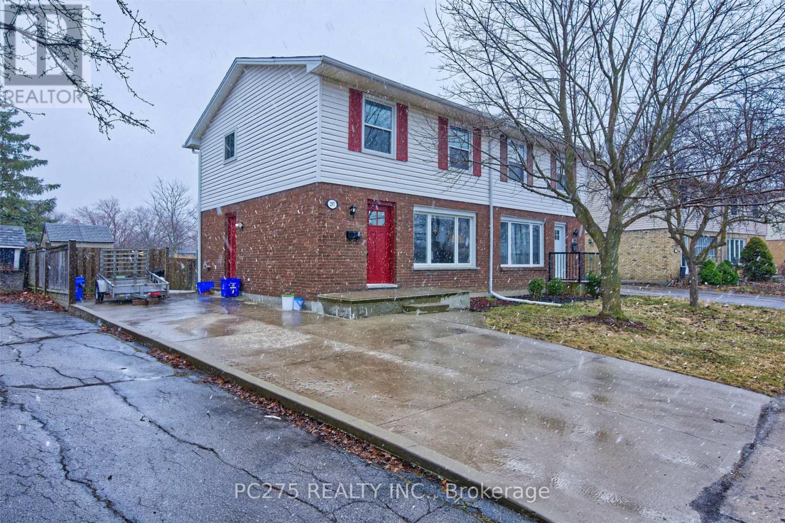 Photo 3 of 30 for 297 Admiral Drive