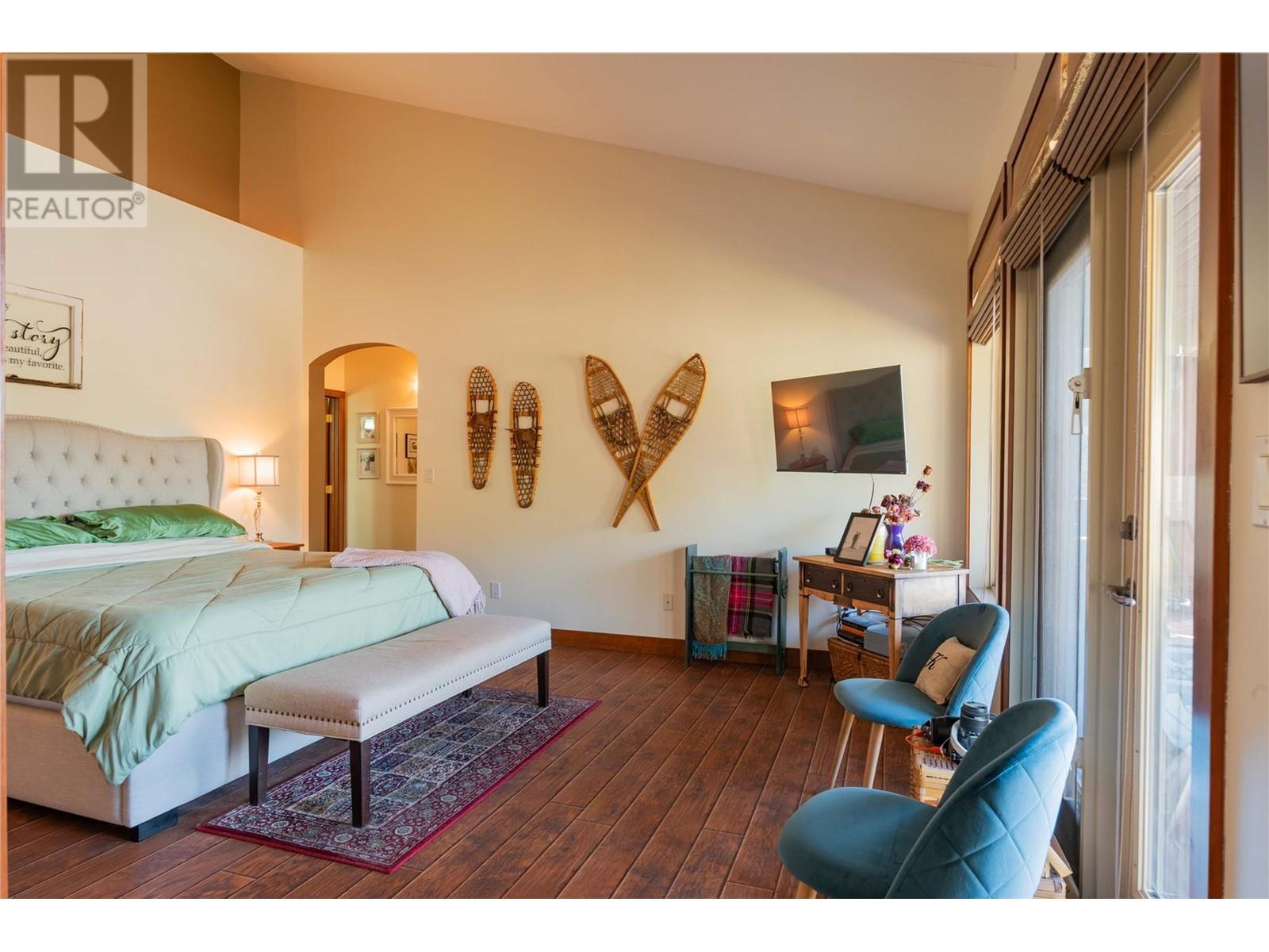 250 1st Avenue, Christina Lake, British Columbia  V0H 1E0 - Photo 24 - 10339854
