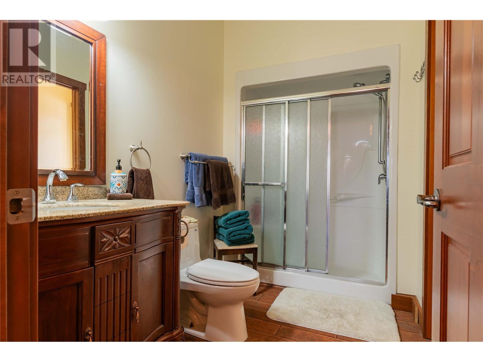 250 1st Avenue, Christina Lake, British Columbia  V0H 1E0 - Photo 27 - 10339854