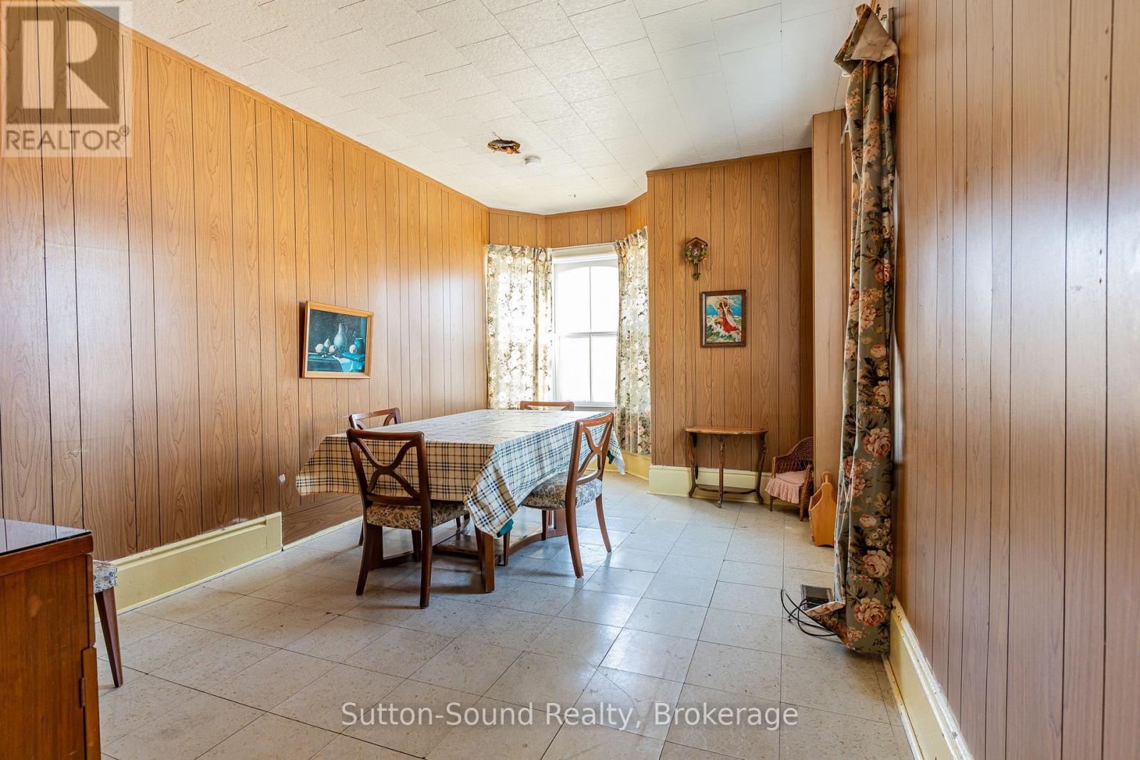 443 And 445 Taylor Street, South Bruce Peninsula, Ontario  N0H 2T0 - Photo 15 - X12034805