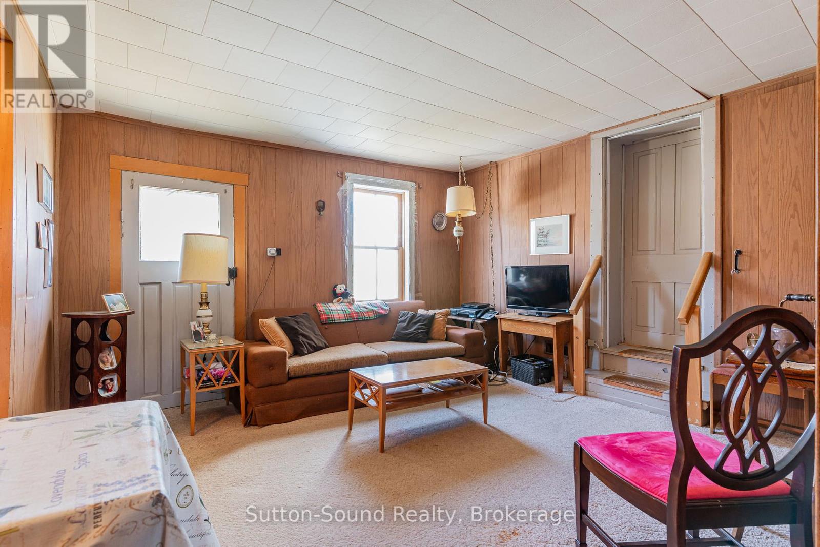 443 And 445 Taylor Street, South Bruce Peninsula, Ontario  N0H 2T0 - Photo 4 - X12034805
