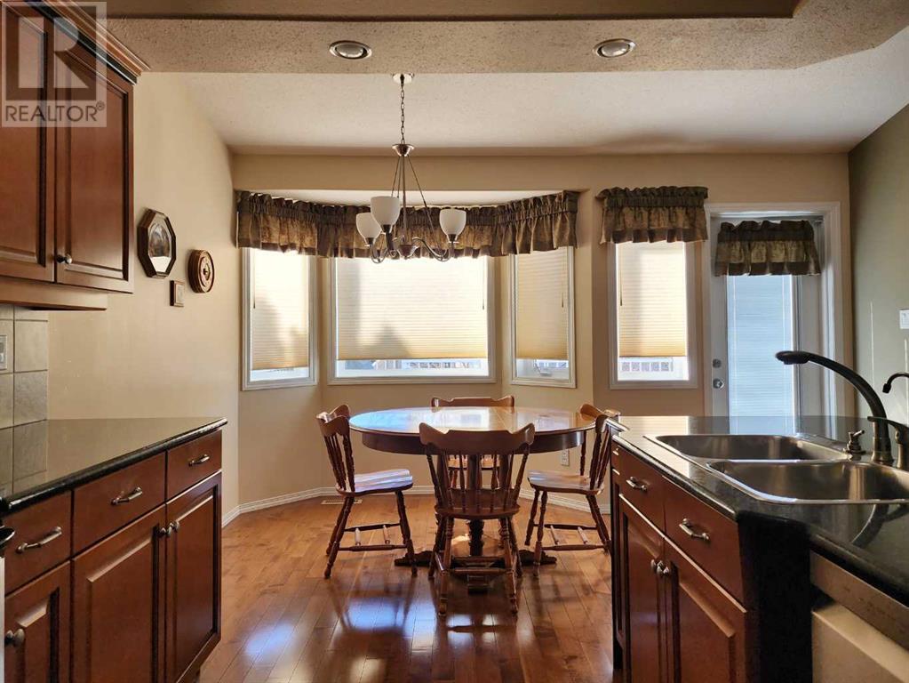 80 Fairmont Point S, Lethbridge, Alberta  T1K 7W9 - Photo 12 - A2194306