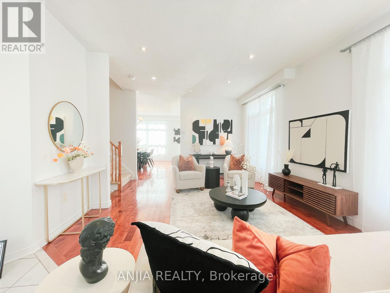 Property at 24 CRAWFORD STREET image 4