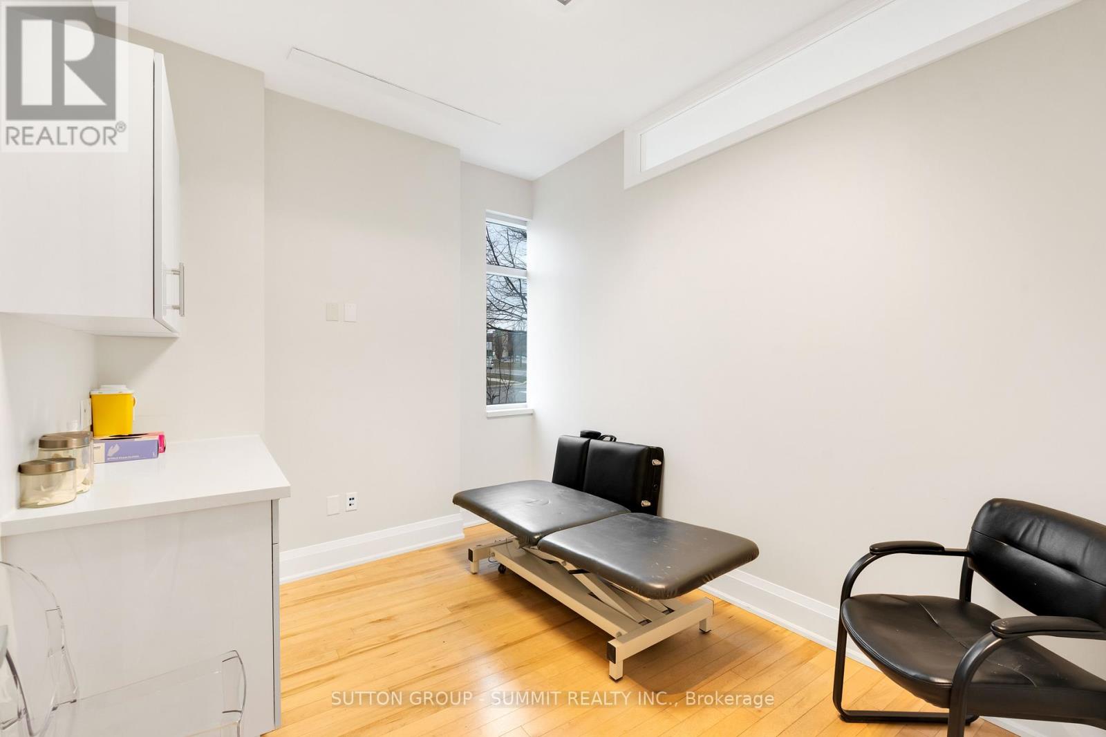 1 - 2390 Bristol Circle, Oakville, Ontario  L6H 6M5 - Photo 14 - W12034693