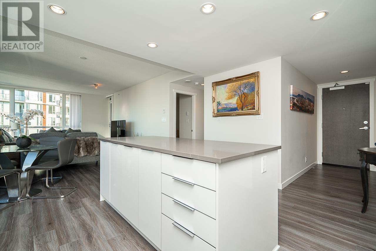 2301 3096 Windsor Gate, Coquitlam, British Columbia  V3B 0P4 - Photo 12 - R2980707