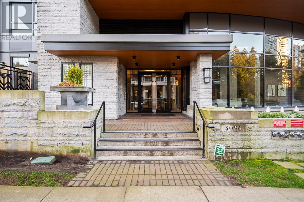 2301 3096 Windsor Gate, Coquitlam, British Columbia  V3B 0P4 - Photo 4 - R2980707