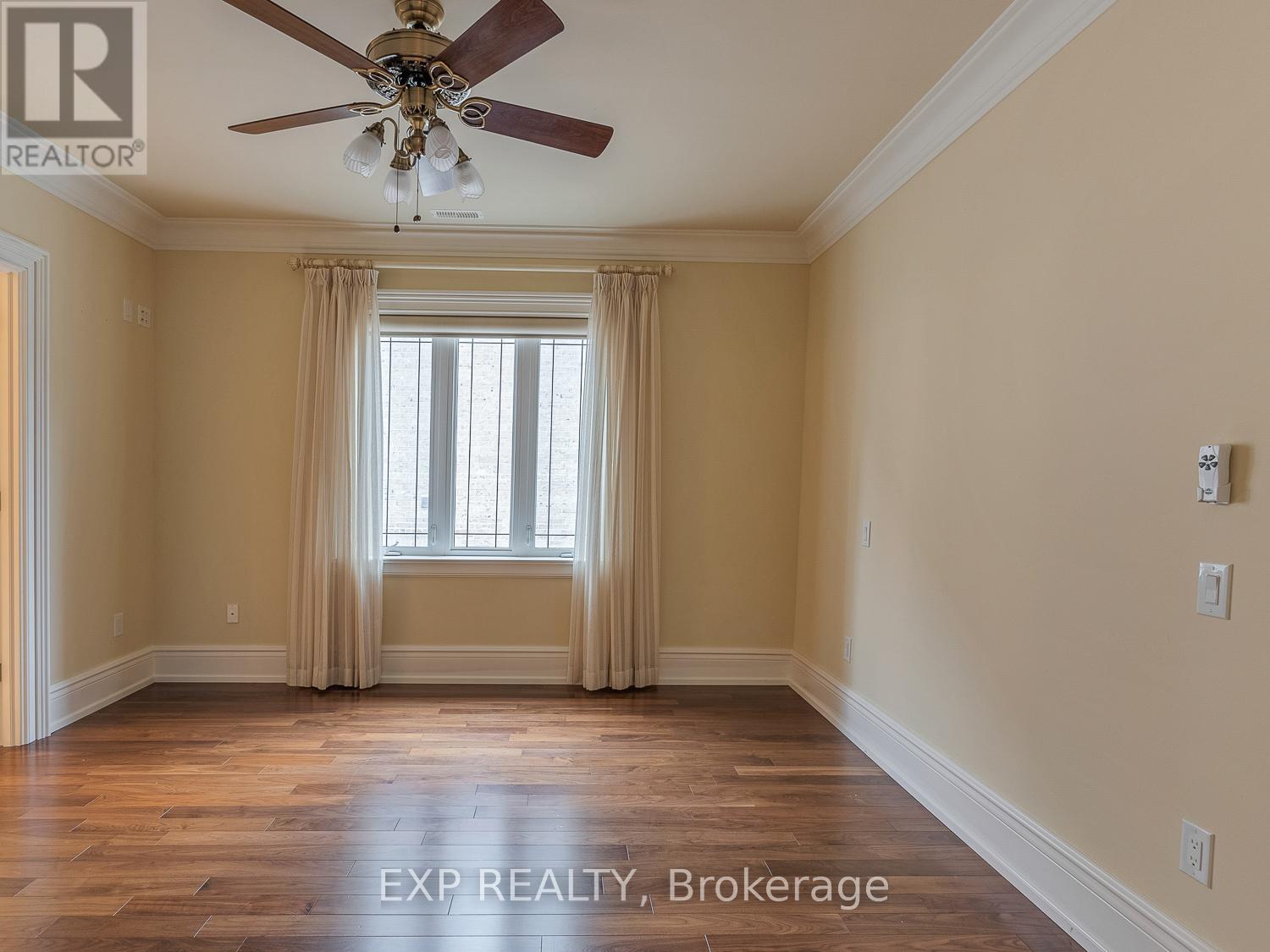 33 Maple Grove Avenue, Richmond Hill, Ontario  L4E 2V1 - Photo 35 - N12034807