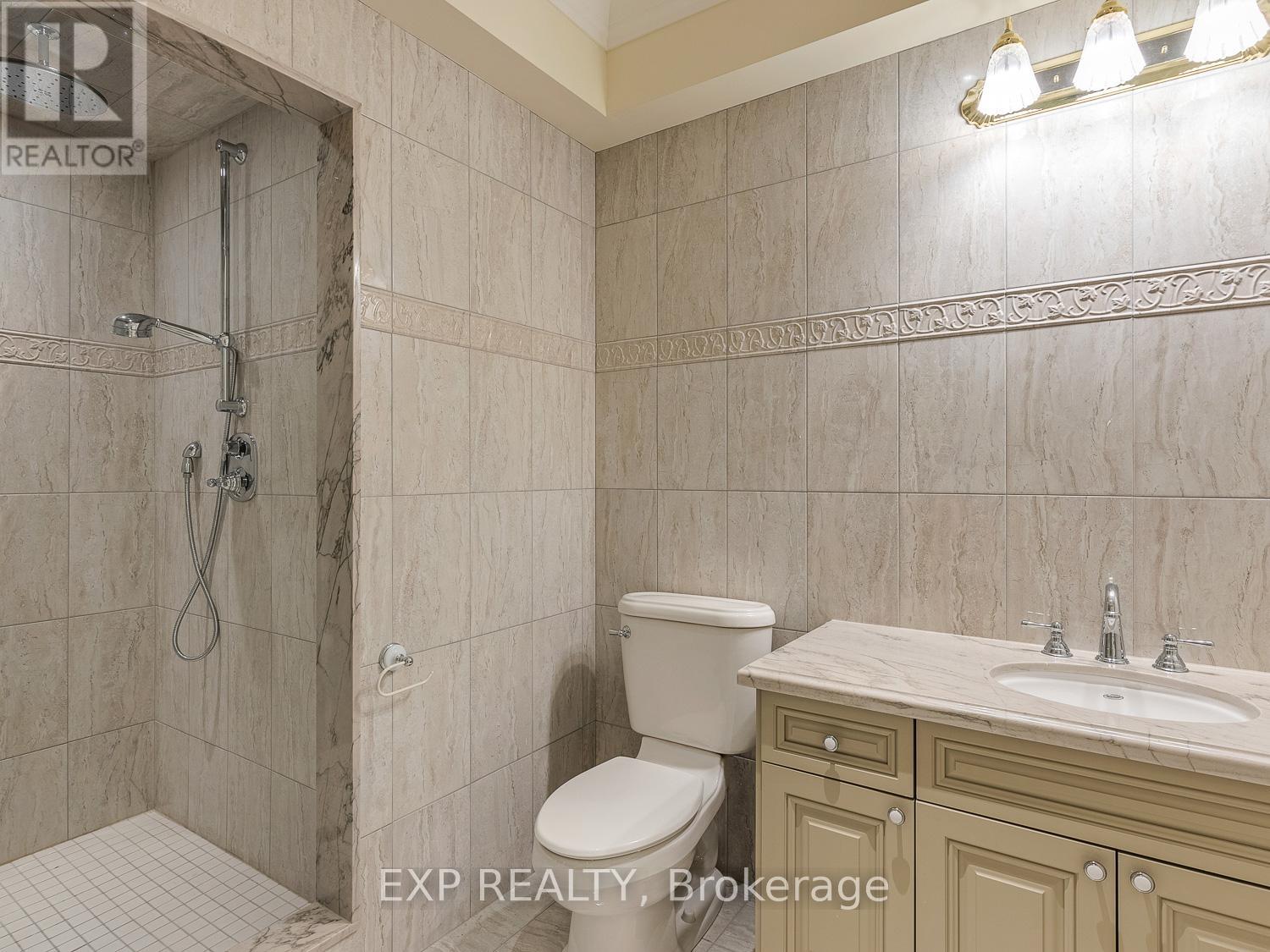 33 Maple Grove Avenue, Richmond Hill, Ontario  L4E 2V1 - Photo 45 - N12034807