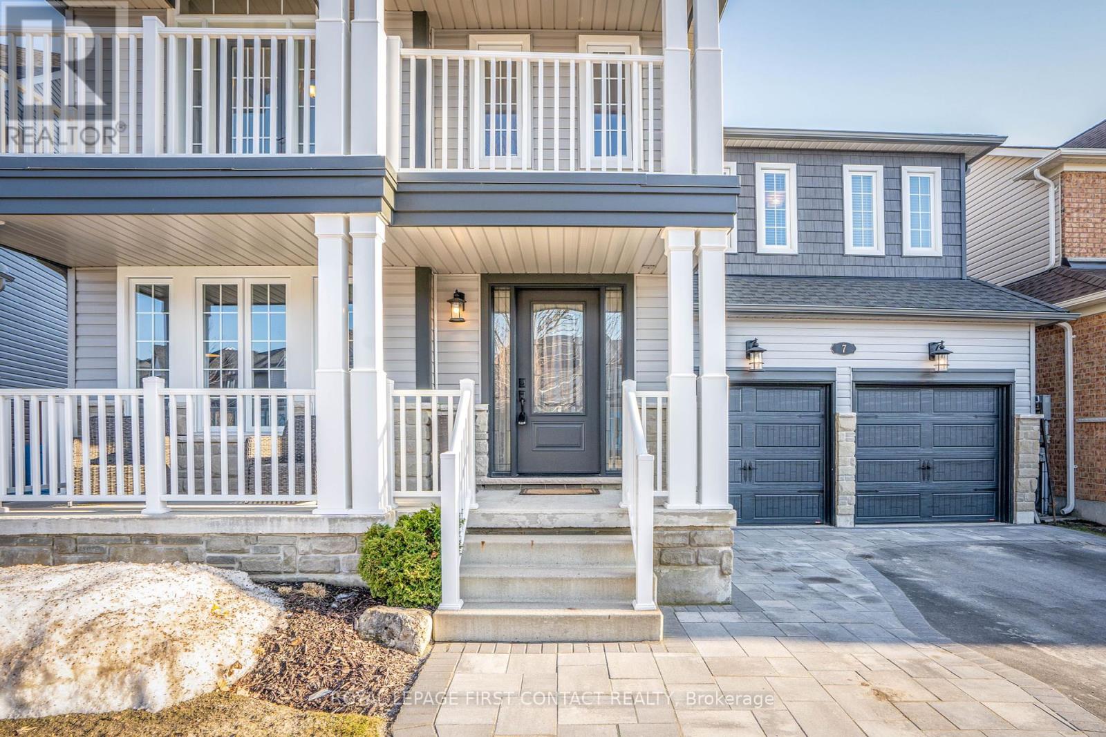 Property at 7 COUNSELLOR TERRACE image 2