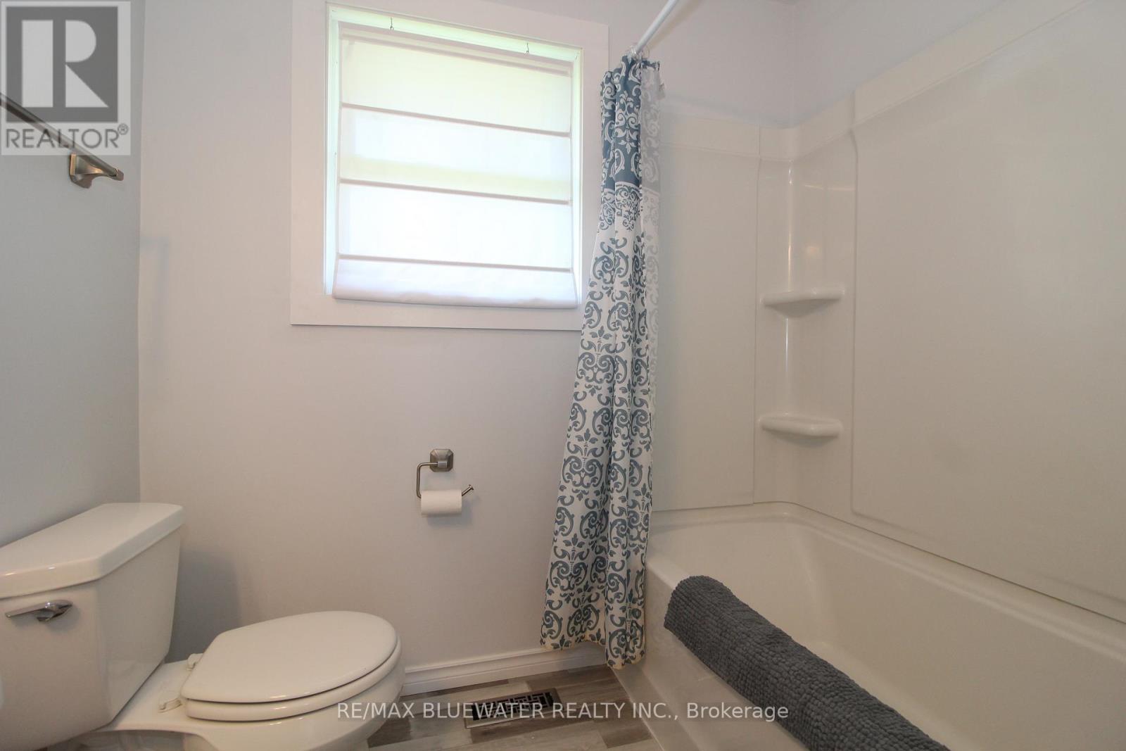 45 John Street N, Bluewater, Ontario  N0M 2T0 - Photo 22 - X12034938