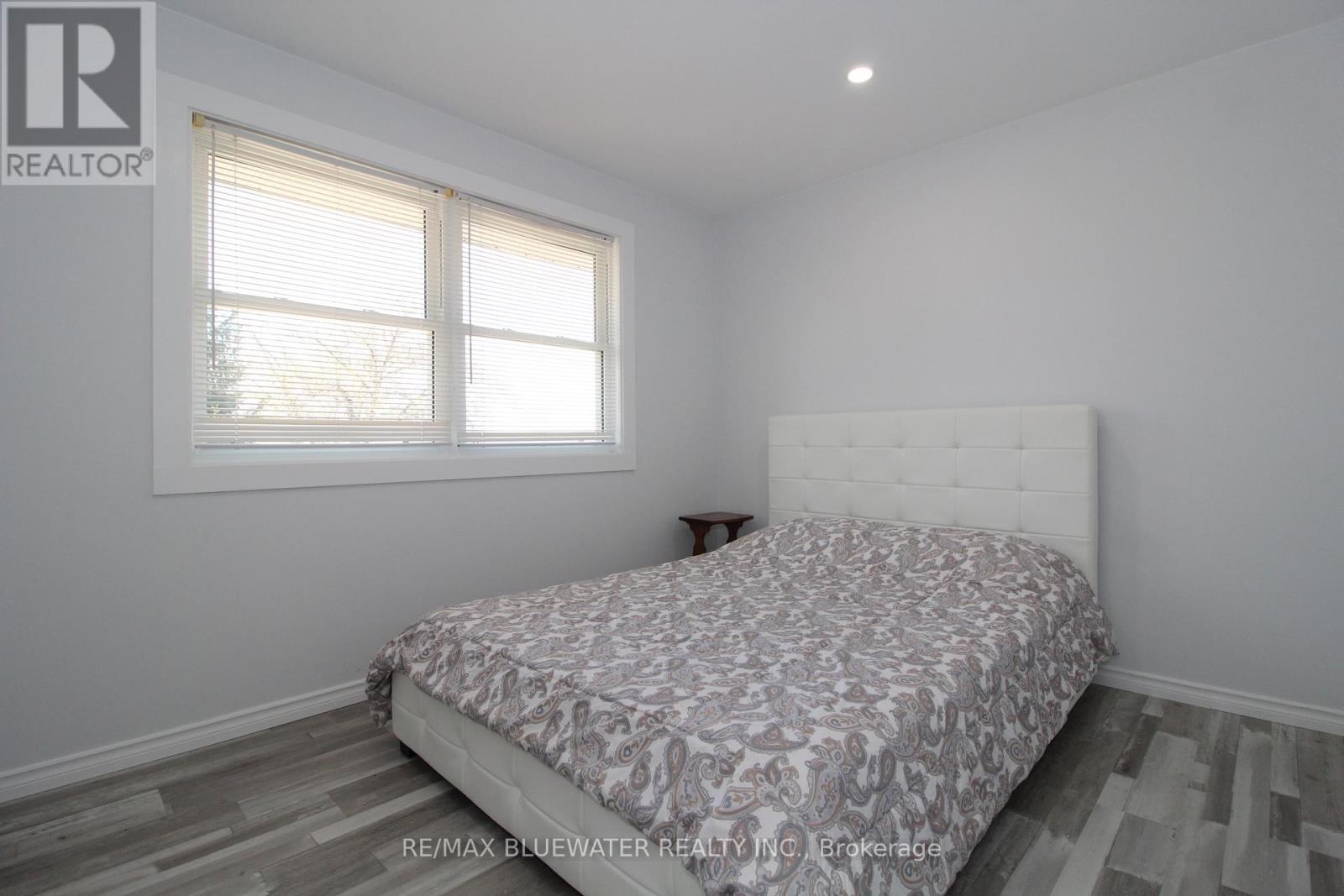 45 John Street N, Bluewater, Ontario  N0M 2T0 - Photo 25 - X12034938