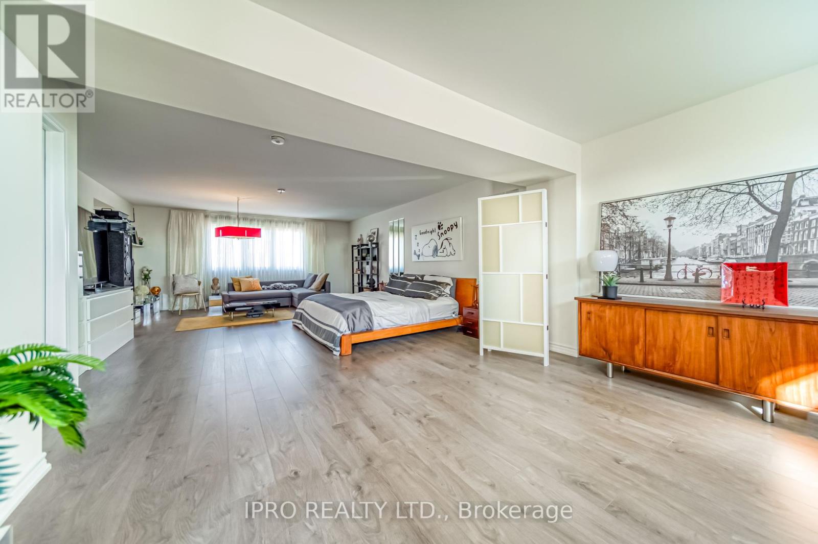 294 Valermo Drive, Toronto (Alderwood), Ontario  M8W 0B6 - Photo 12 - W12034818