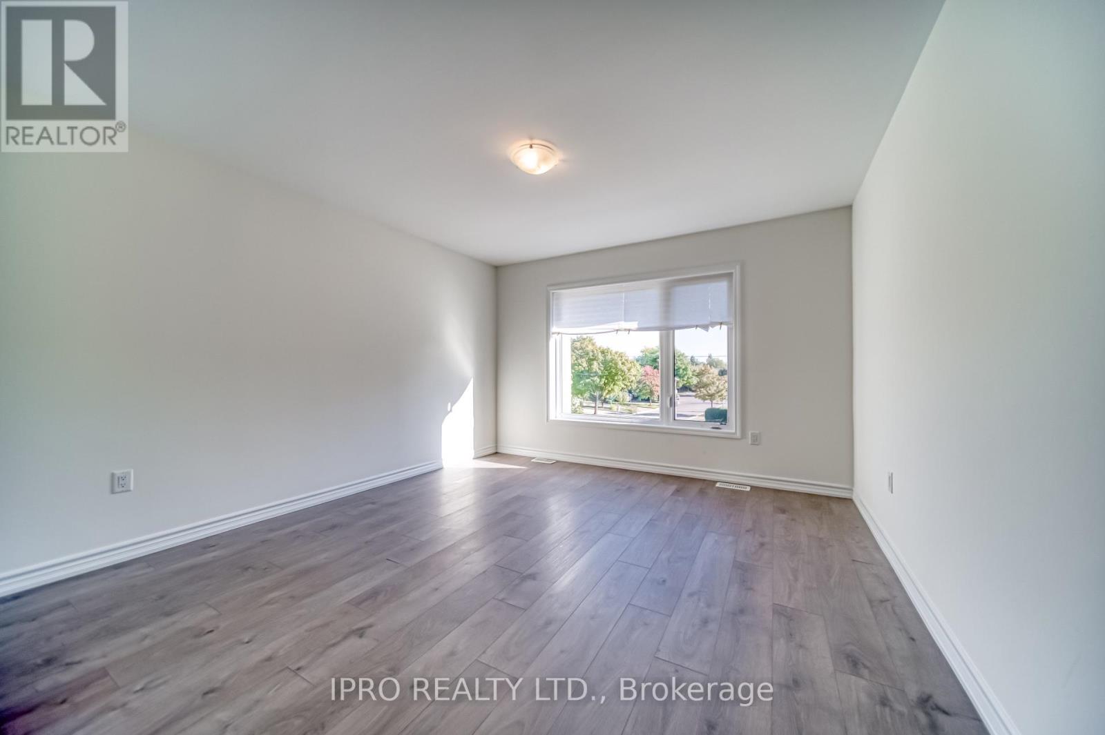 294 Valermo Drive, Toronto (Alderwood), Ontario  M8W 0B6 - Photo 18 - W12034818
