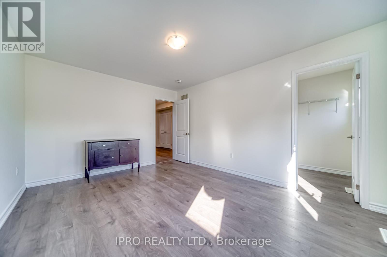 294 Valermo Drive, Toronto (Alderwood), Ontario  M8W 0B6 - Photo 27 - W12034818